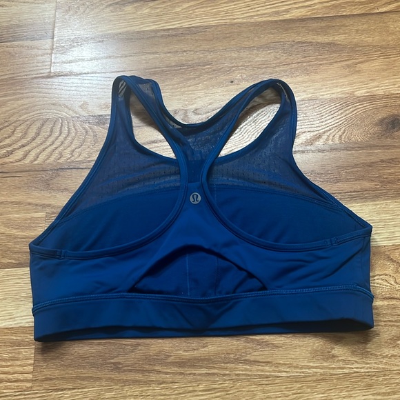 Lululemon Dark Royal Blue Bra size 8 - Picture 2 of 16